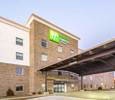 Holiday Inn Express and Suites Shawnee KS